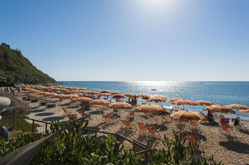 Hotel Villaggio Stromboli Santa Domenica  Exterior photo