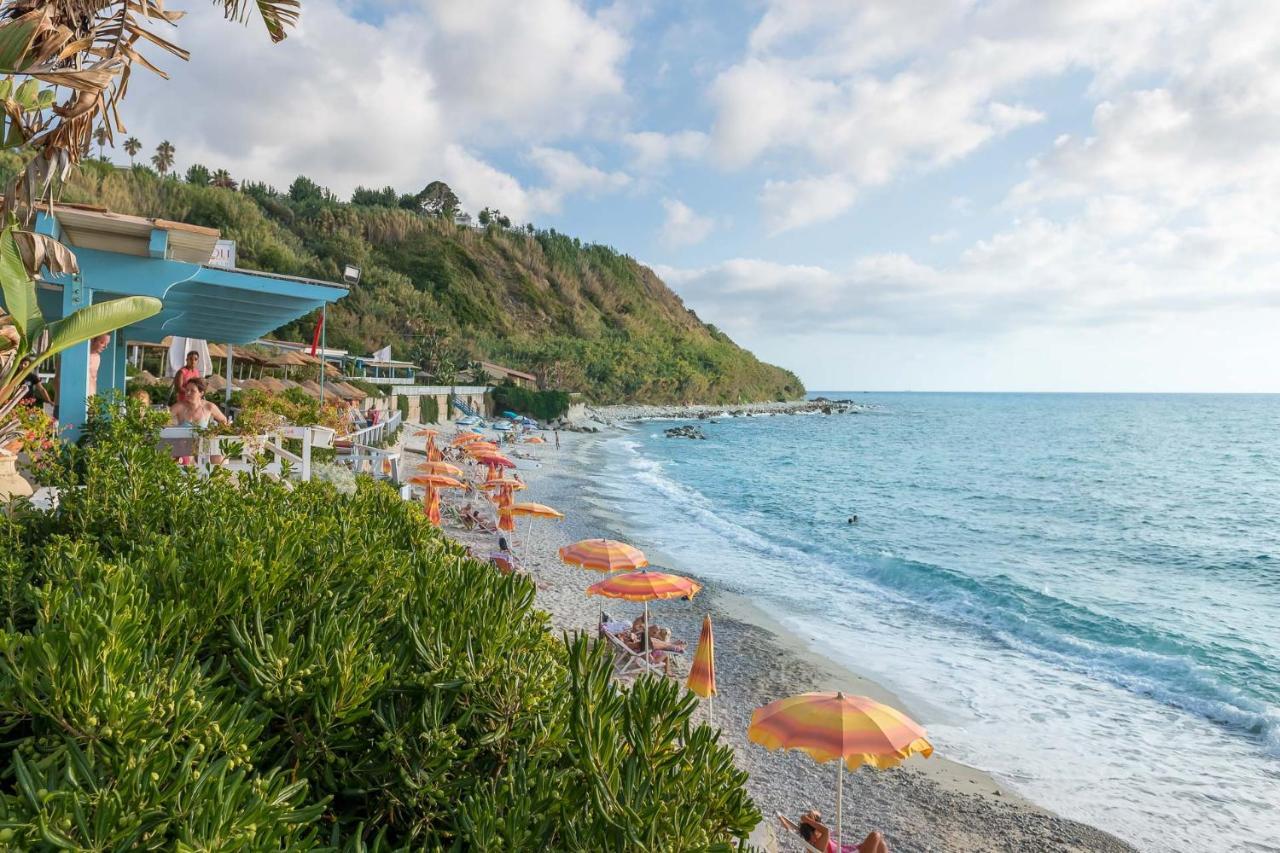 Hotel Villaggio Stromboli Santa Domenica  Exterior photo