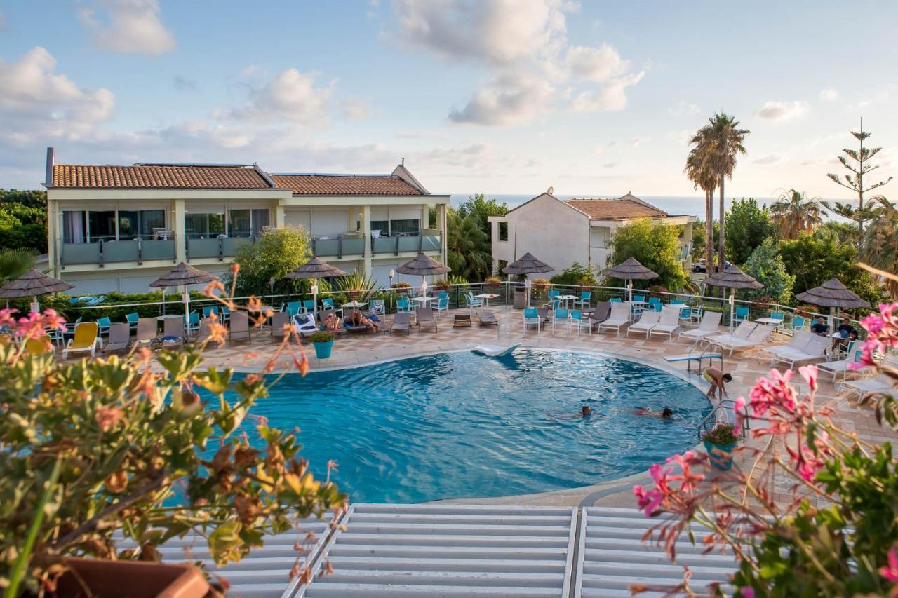 Hotel Villaggio Stromboli Santa Domenica  Exterior photo